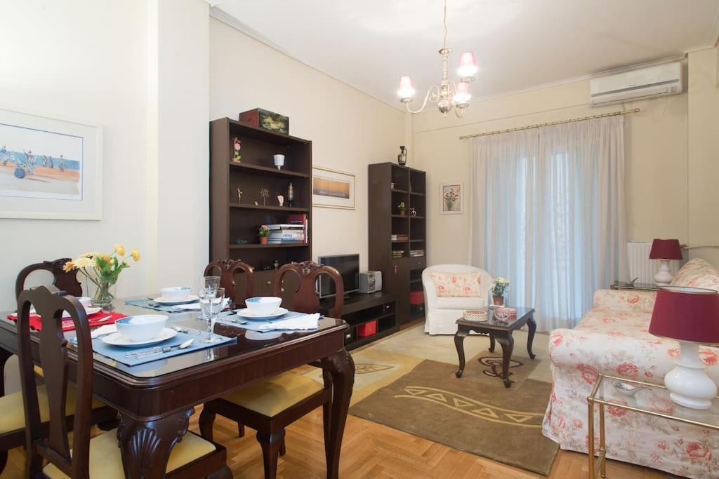 Top-Rated 1-Bedroom Apartment In The Heart Of אתונה מראה חיצוני תמונה